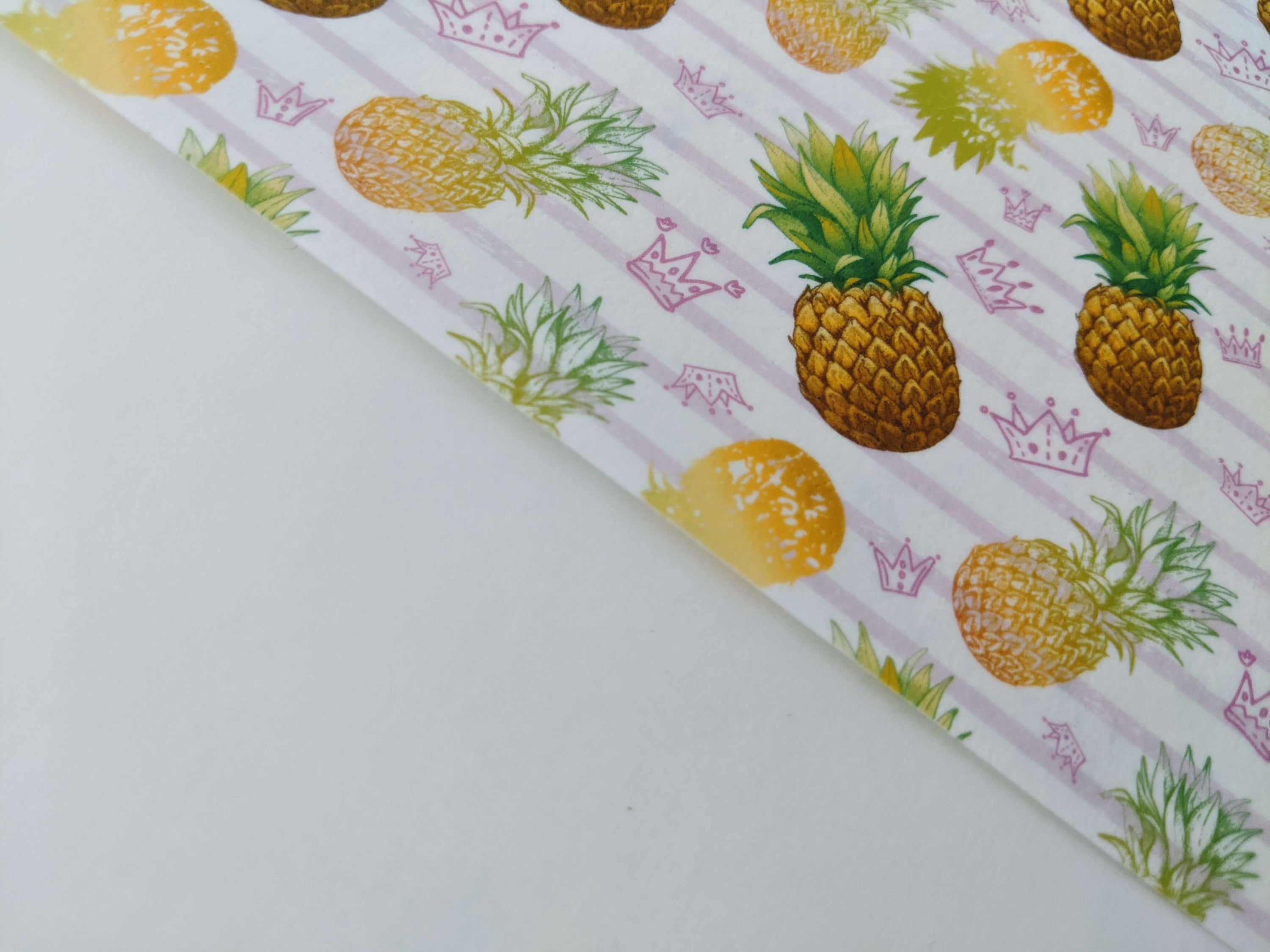 Pineapple Watercolor Pattern - Icing - ISA048.