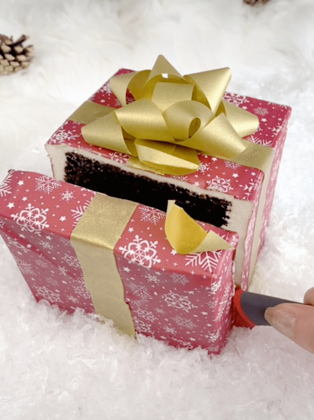 “Gift Box“ Cake With Pamela - Video Tutorial - from Buttercut Bakery ...